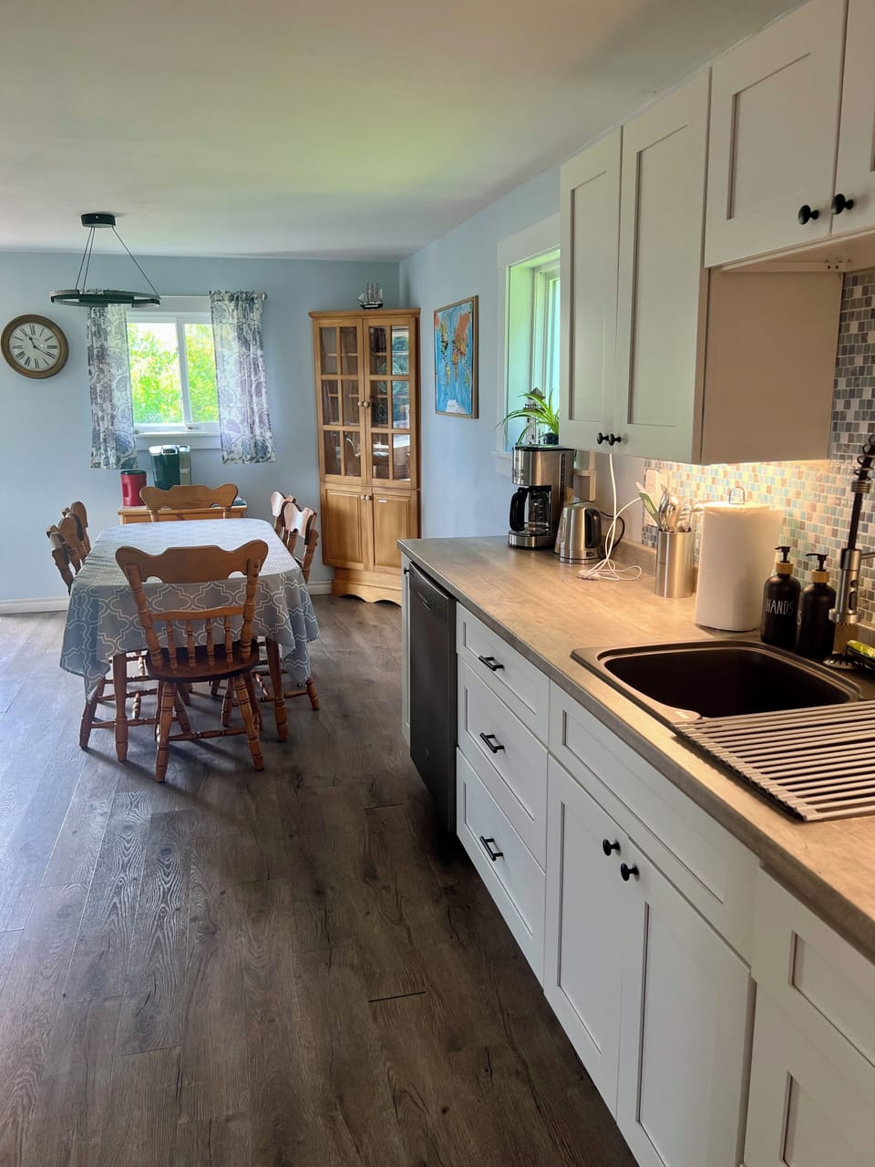 Kitchen and dining area