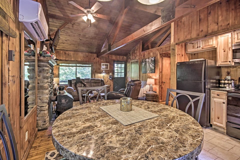 Dining Area | Central A/C