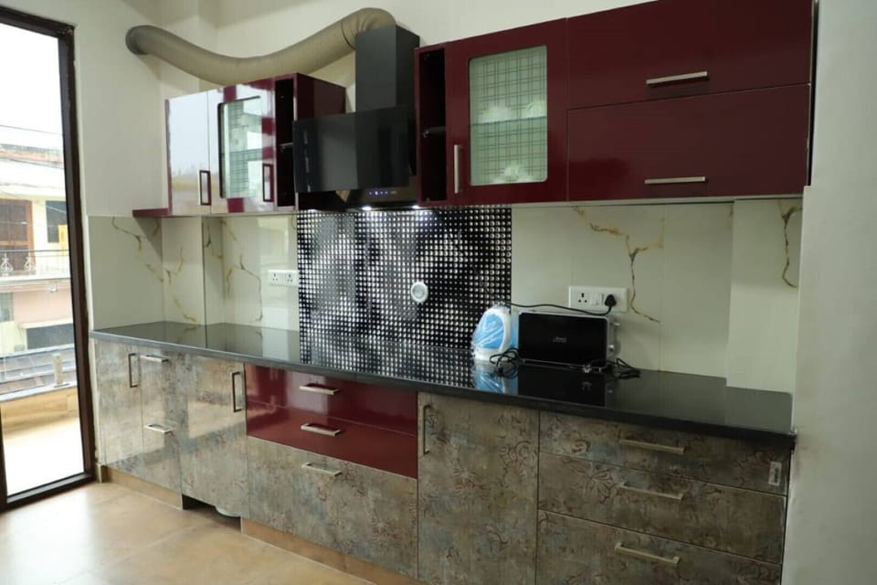 Kitchen Amenities 