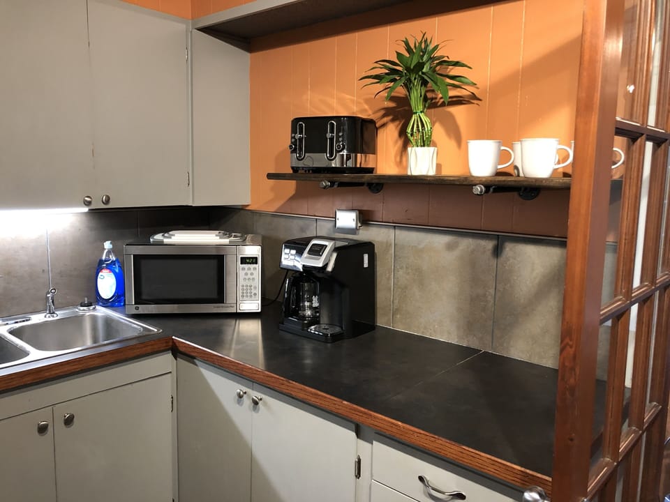 Enjoy the full kitchen with appliances and basic cook ware.