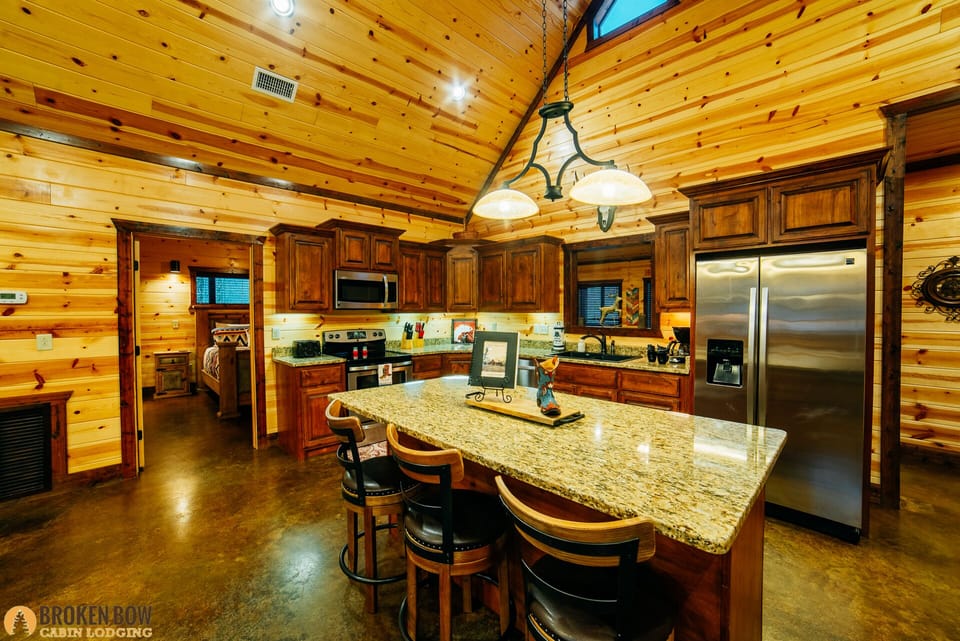 TwinCedarsLodge.BeaversBend8
