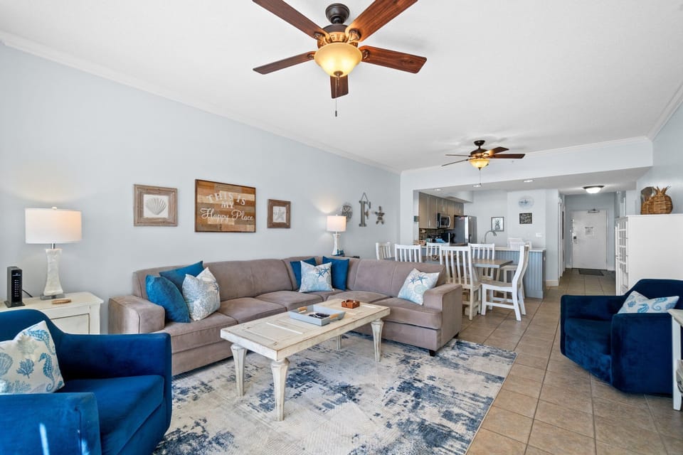 Living Area – Sleeper Sofa - Beach Views - Cable & Smart TV
