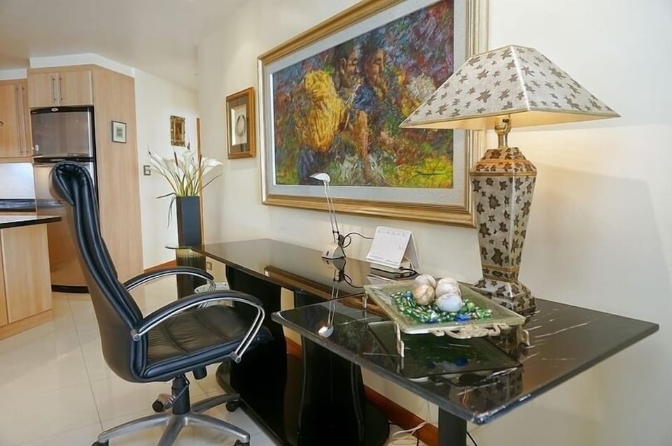 High Quality 3-Bed Apartment in Wongamat