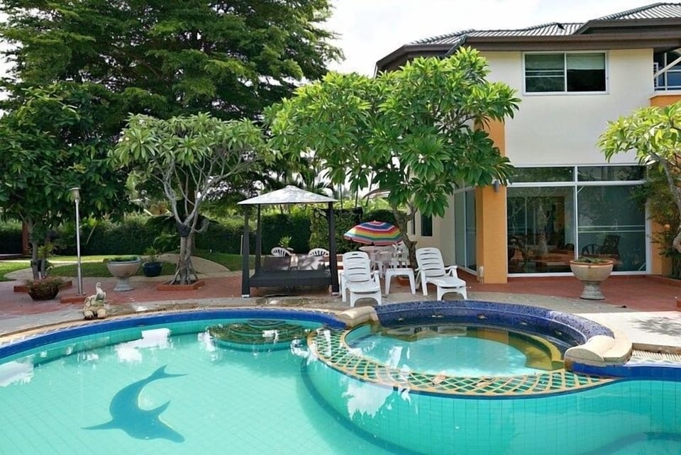 Gorgeous Couple of 2-Storey Houses