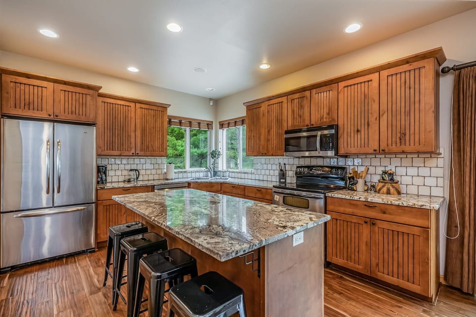Main House -Kitchen
