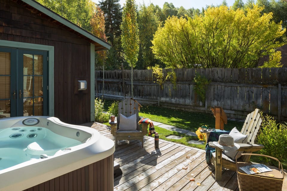 Shared hot tub