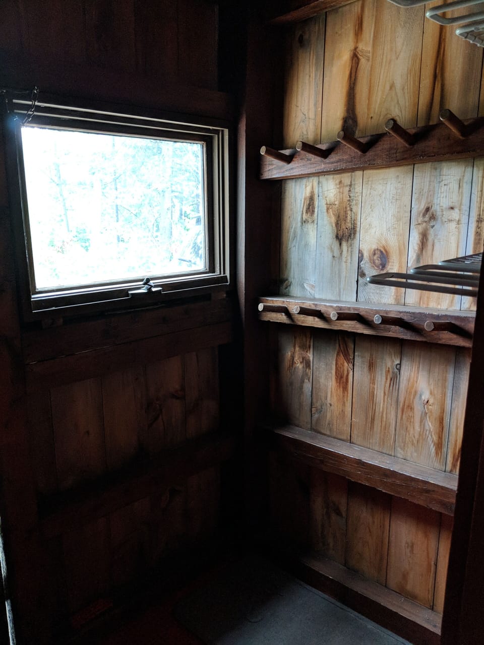 Enter condo via this mud room. Plenty of space for all of your gear.
