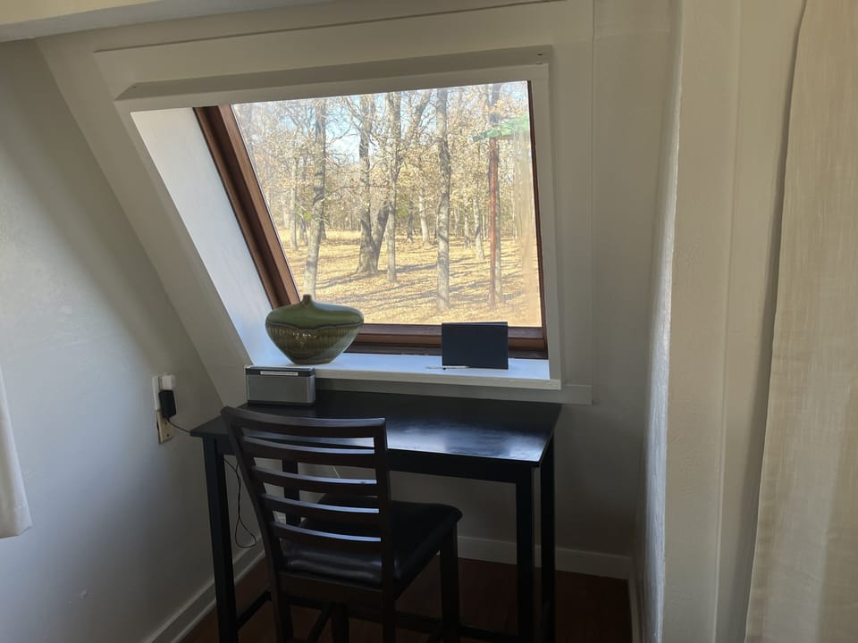 Work desk with view - and fast Starlink for remote work.  Bose Speaker for tunes