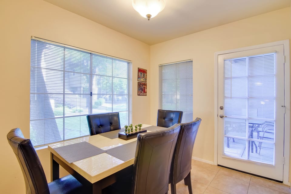 Dining Space | Dishware/Flatware
