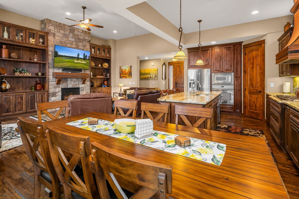 The 19th Hole - Large dining table with seating for 8 to 10.