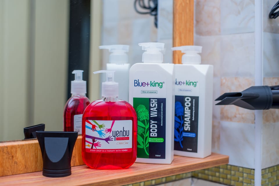 Bathroom amenities