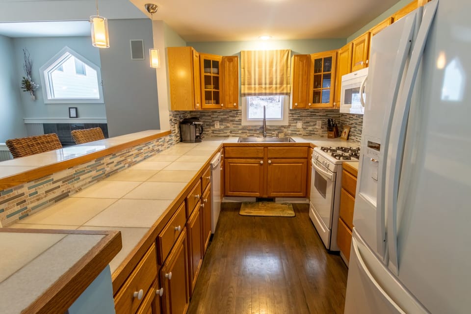 Main Level | Kitchen