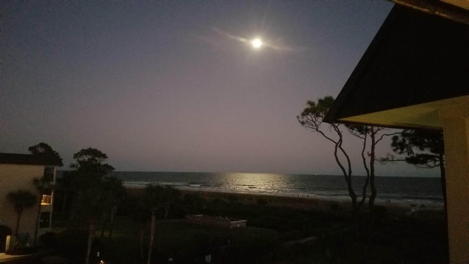Beach/ocean view