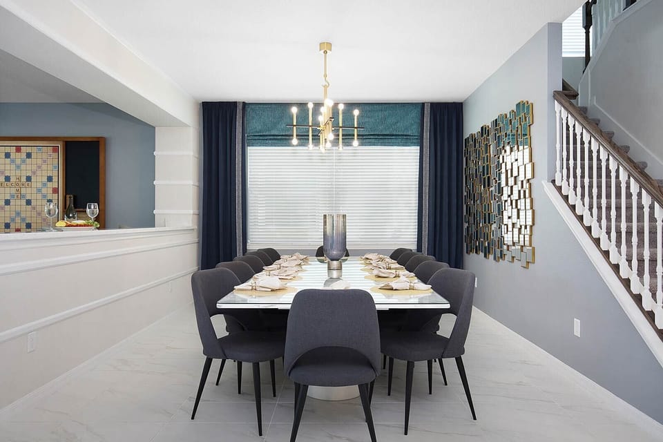 Dining Room *Highlight*