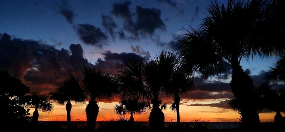 Set your mind on Island Time! 