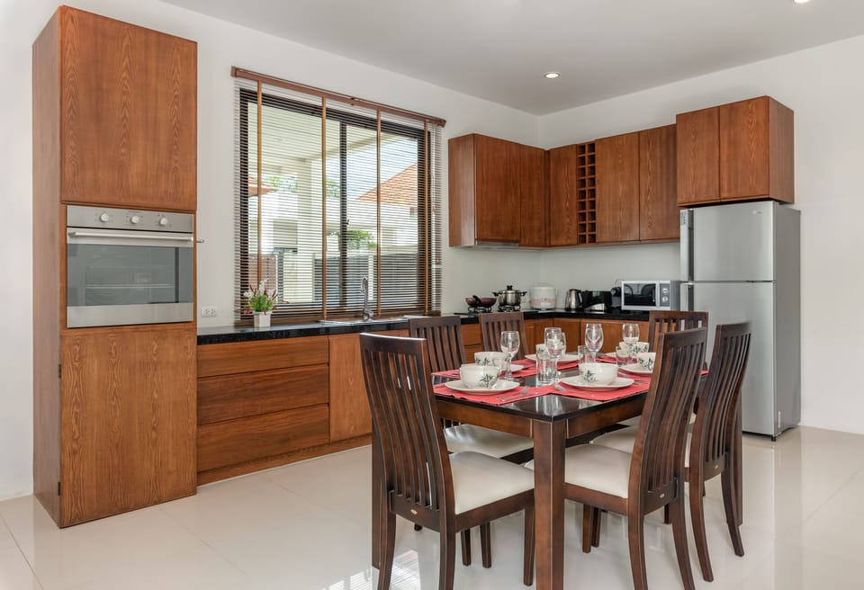 Modern 3br Boutique Pool Villa by Intira