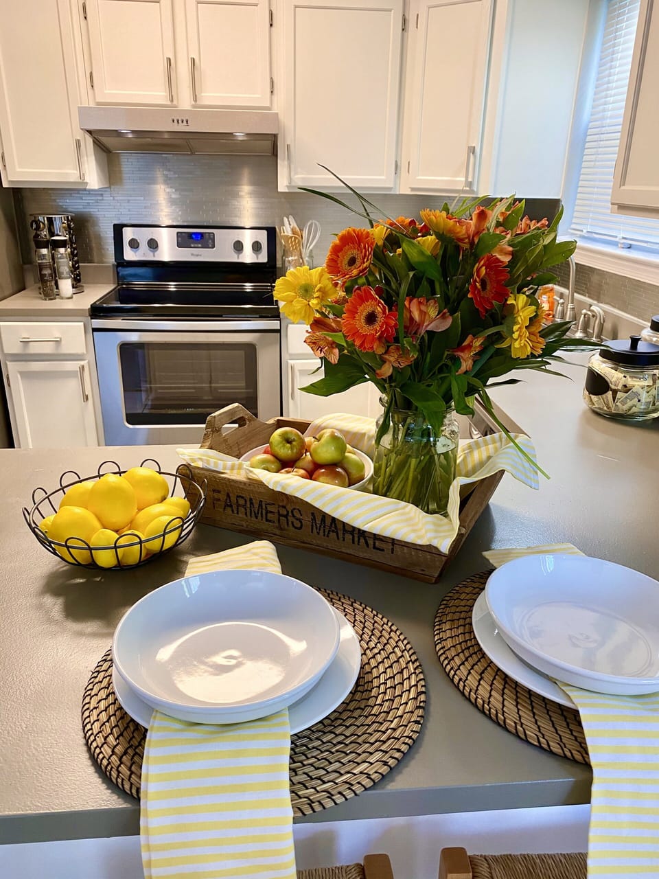 Well appointed Kitchen great for staying in and whipping something up...