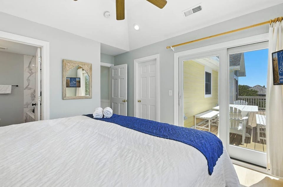 Top-Level King Master Bedroom with Deck Access