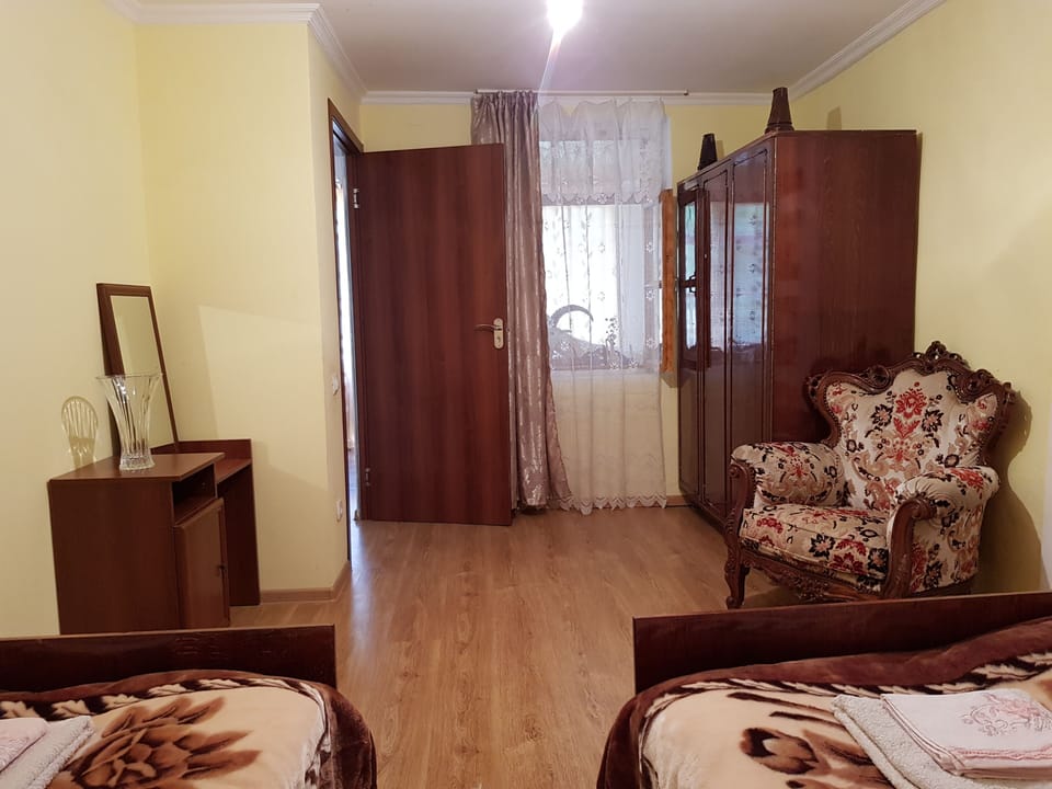 Twin room 