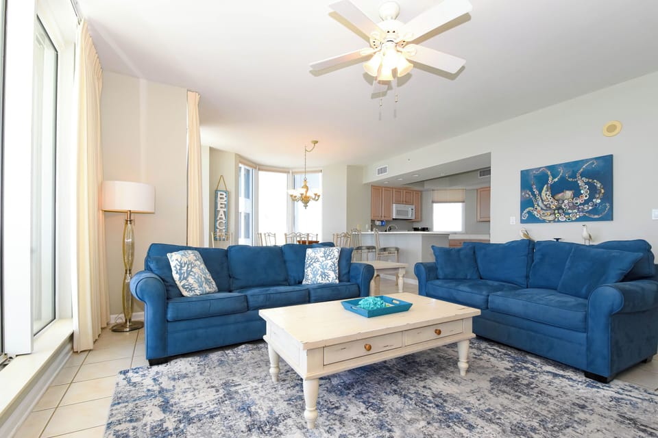Silver Beach Towers East 1606- Living Area