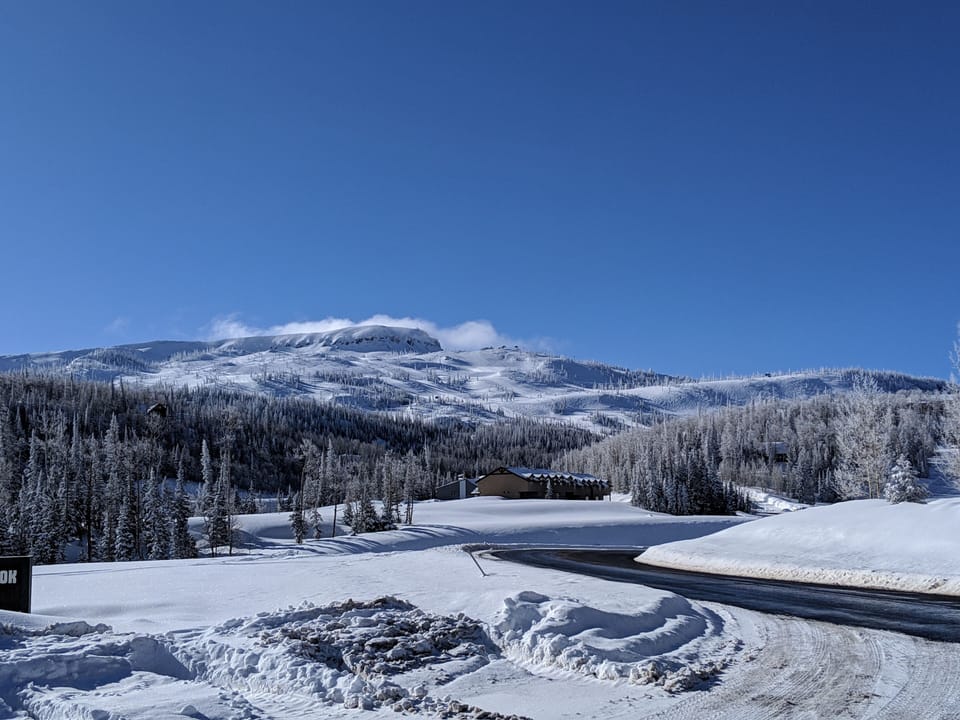 Snow and ski sports