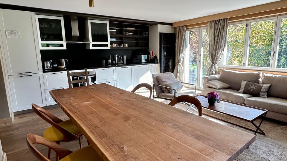 dinning table and kitchen 