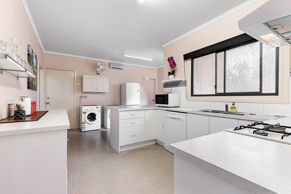 Kitchen with Dishwasher
Washing Machine and Dryer provided