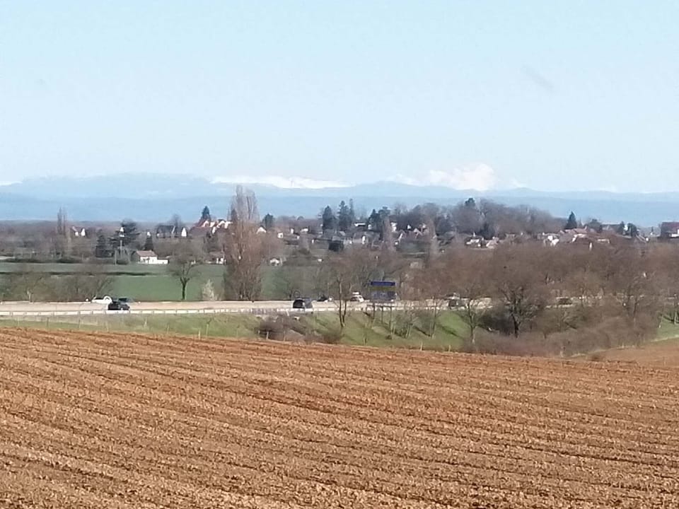 Close to prainet "Sacy" House in Bourgogne-Franche-Comté