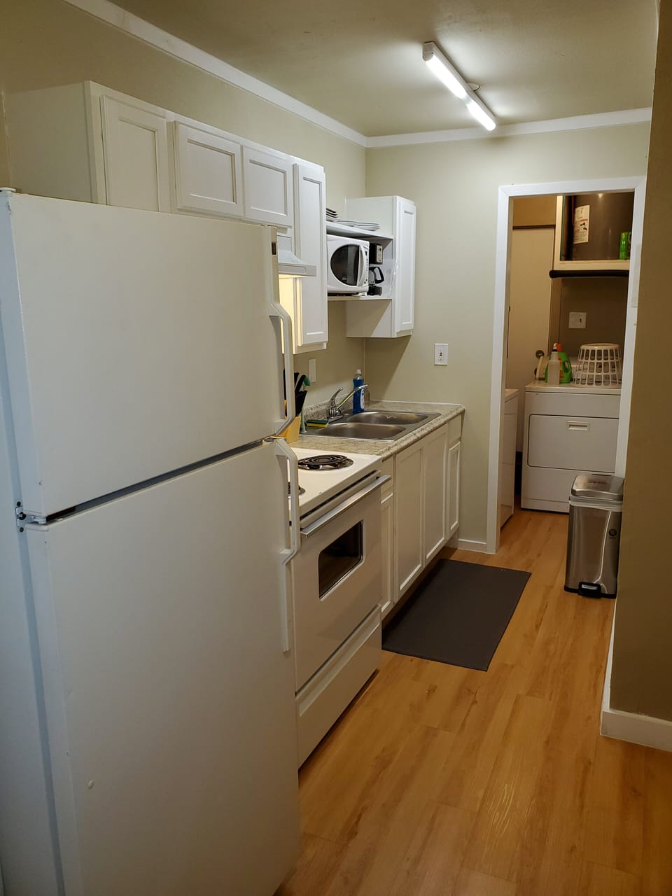 Full size appliances
