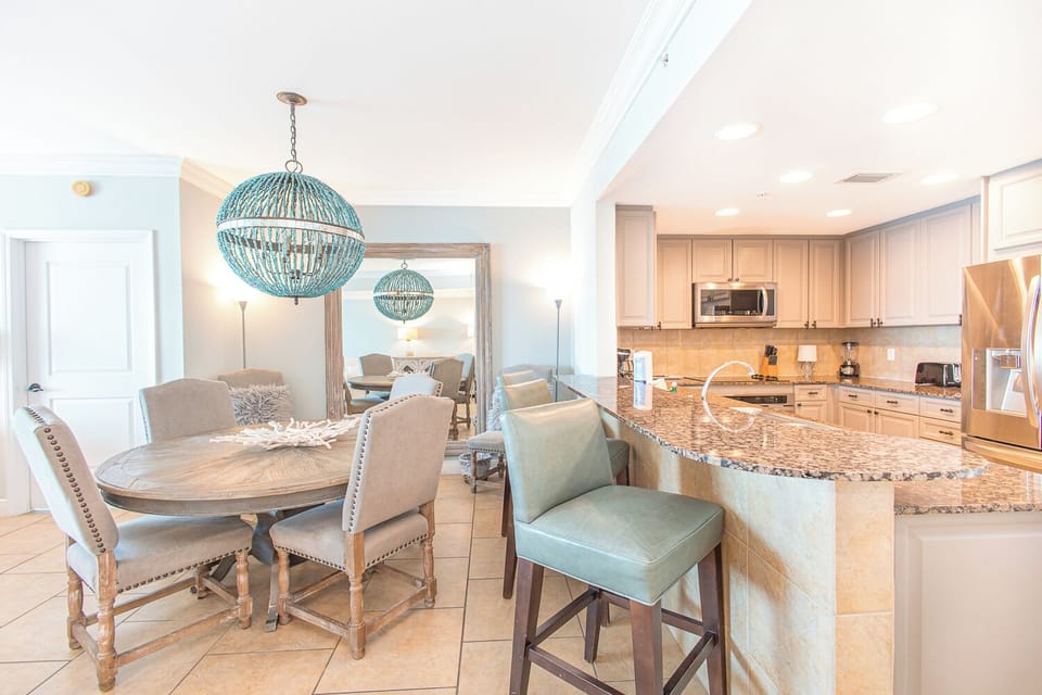 Dining Area 1.2