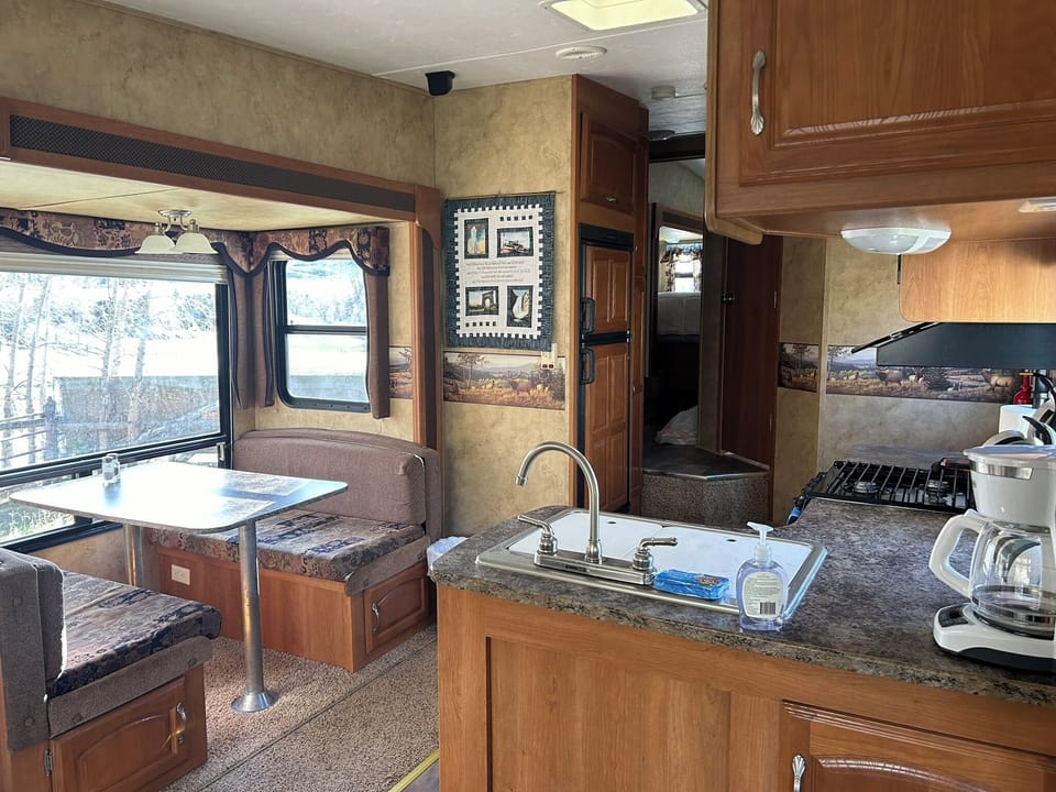 Kitchen/dining