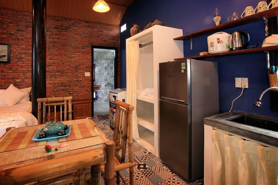 Cozy &amp; Cute Wooden House