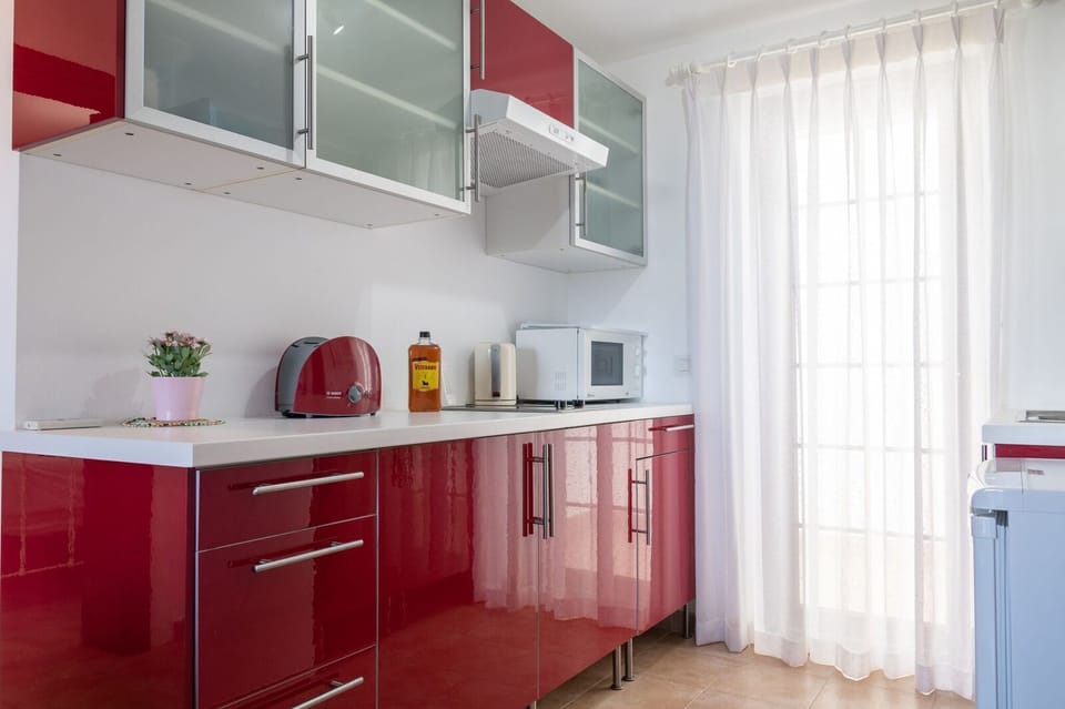 Apartment kitchenette 