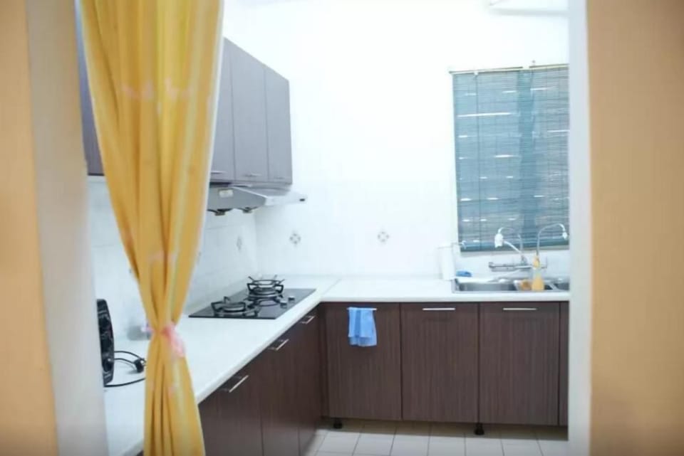 A&F Homestay Near One Utama