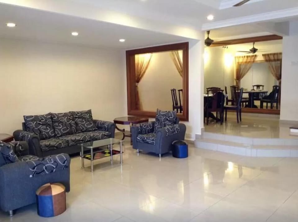A&F Homestay at SS22 PJ (8 Pax) 32