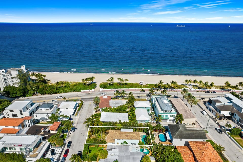 3rd house from beach. No need to drive or park. Your vacation starts here! 