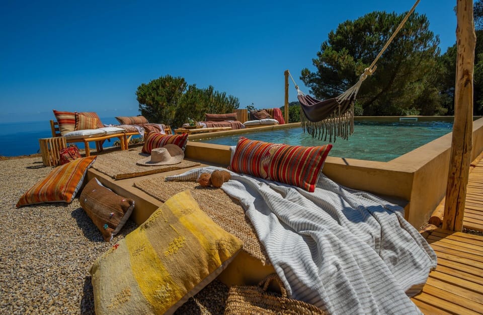 Sky, Water, Tree, Wood, Outdoor Furniture, Body Of Water, Leisure, Landscape