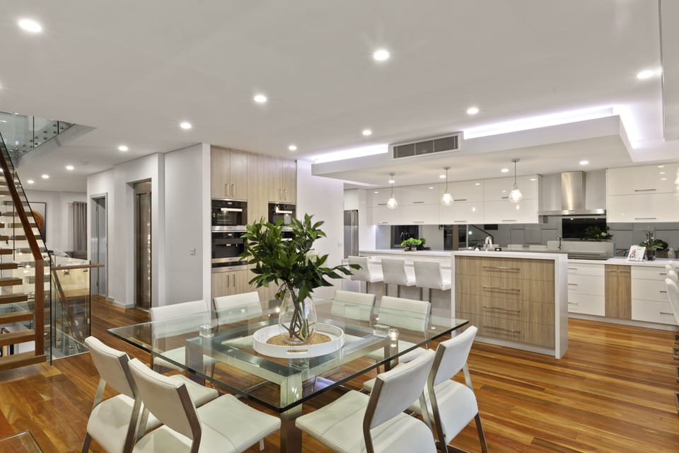 Dining area on Level 2