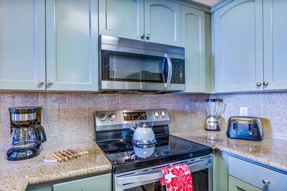 Stainless steel appliances in the full kitchen