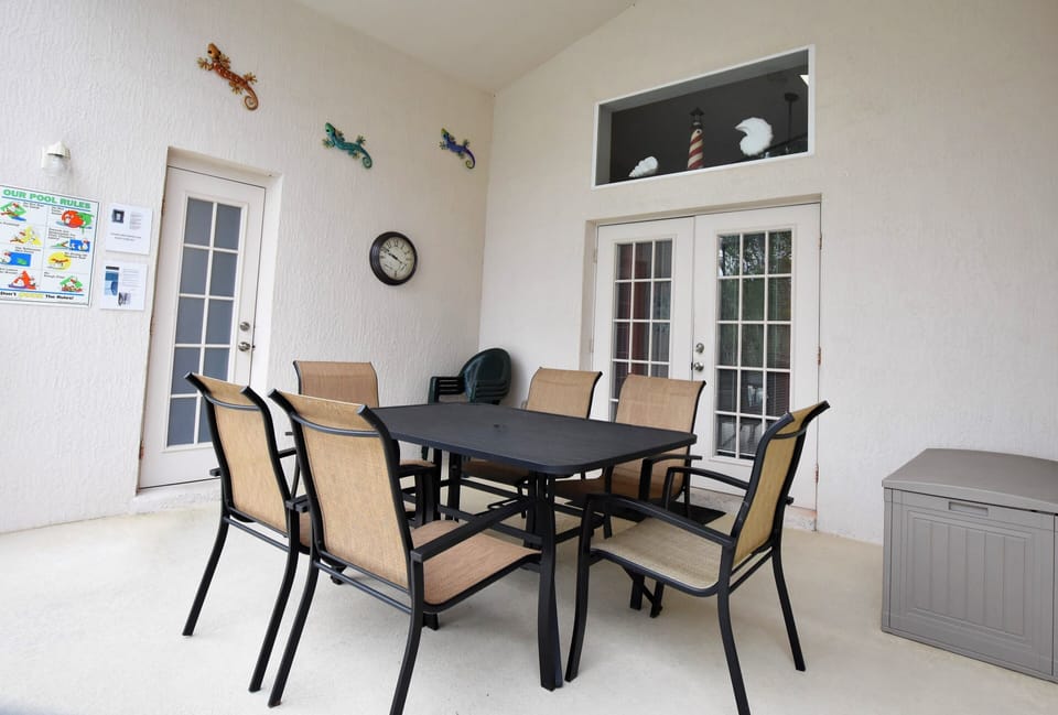 Lanai area