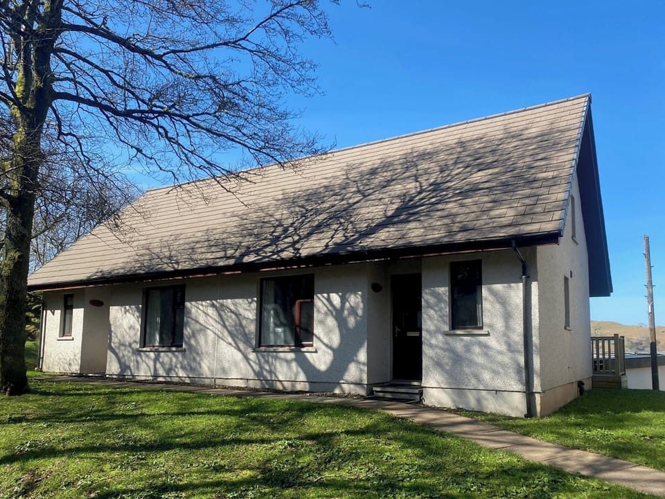 Exterior | Dubh Sgeir - Puffin, Oban