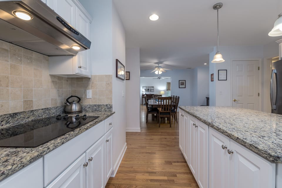 Another view of kitchen