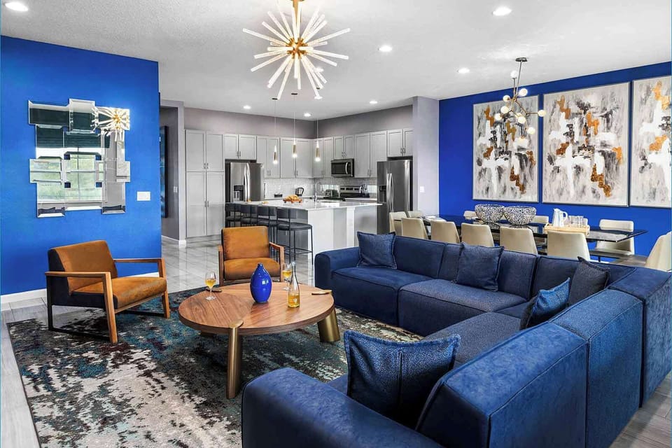 Living Room *Highlight*