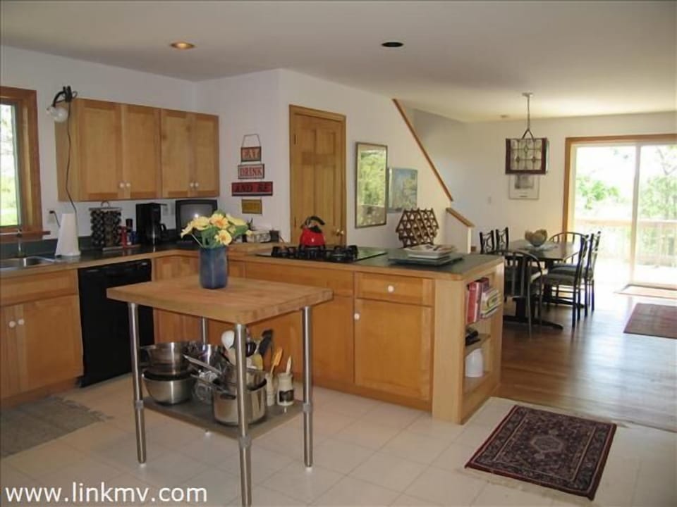 Spacious and well laid out cooking area.