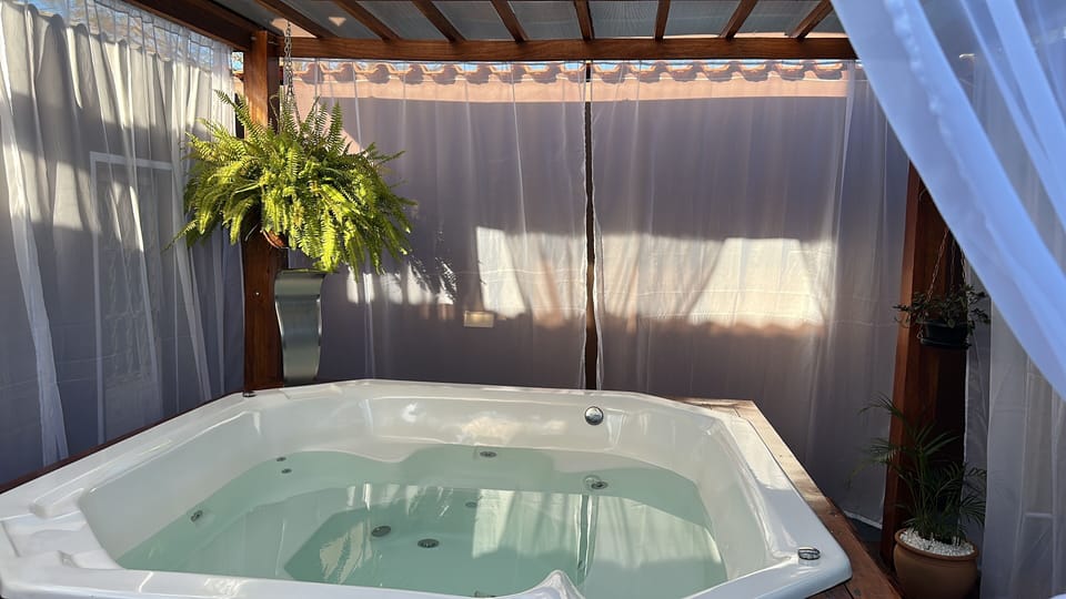 Indoor spa tub
