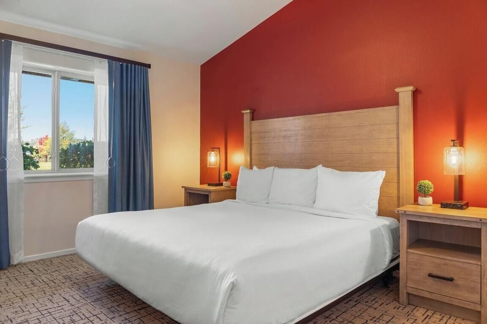 One Bedroom Deluxe