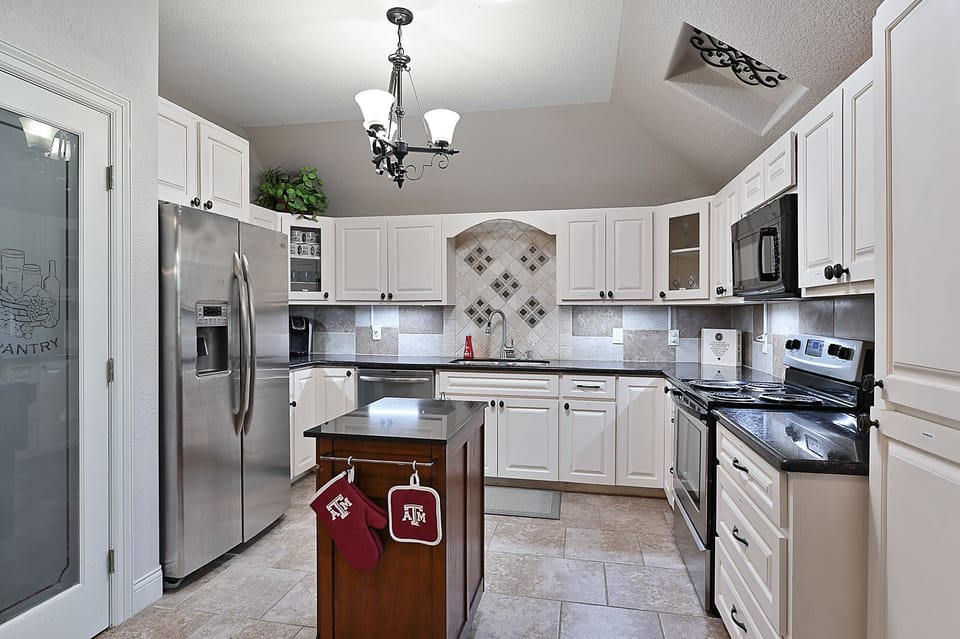 Totally decked out kitchen with everything you need.  
