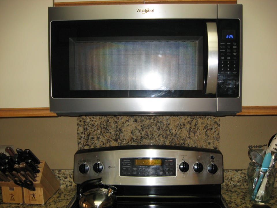 Microwave