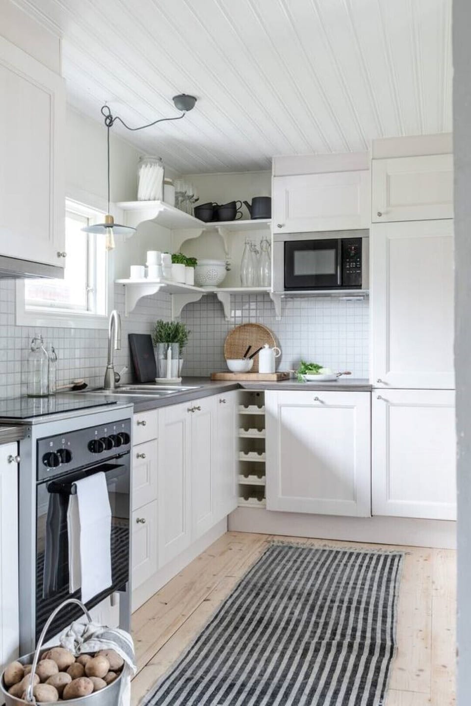 Well equipped kitchen 