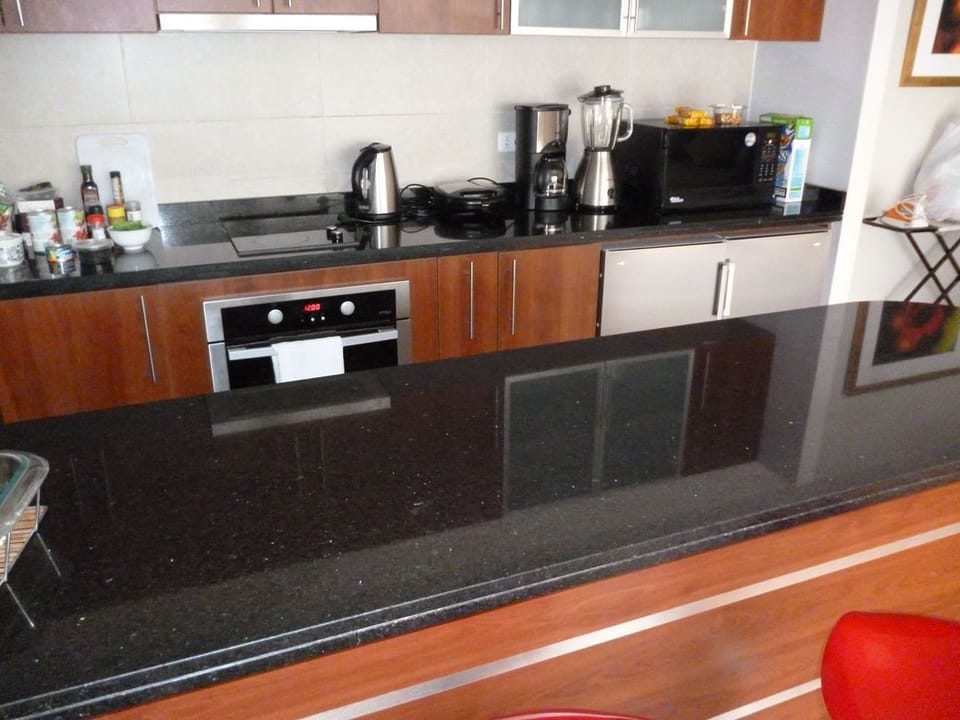 Coffee/tea maker, microwave, oven, dishwasher